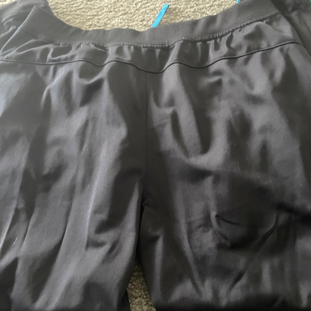 Track pants - Picture 2 of 4